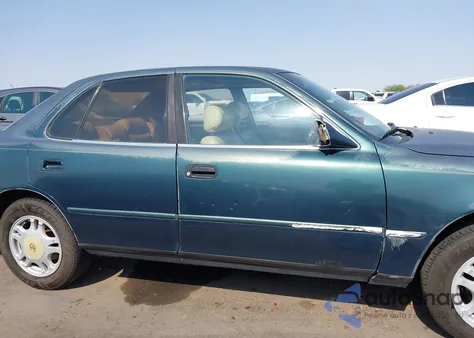 1996 Toyota Camry Le/Xle/Se из США, поврежденный, VIN JT2BF12K0T0176314